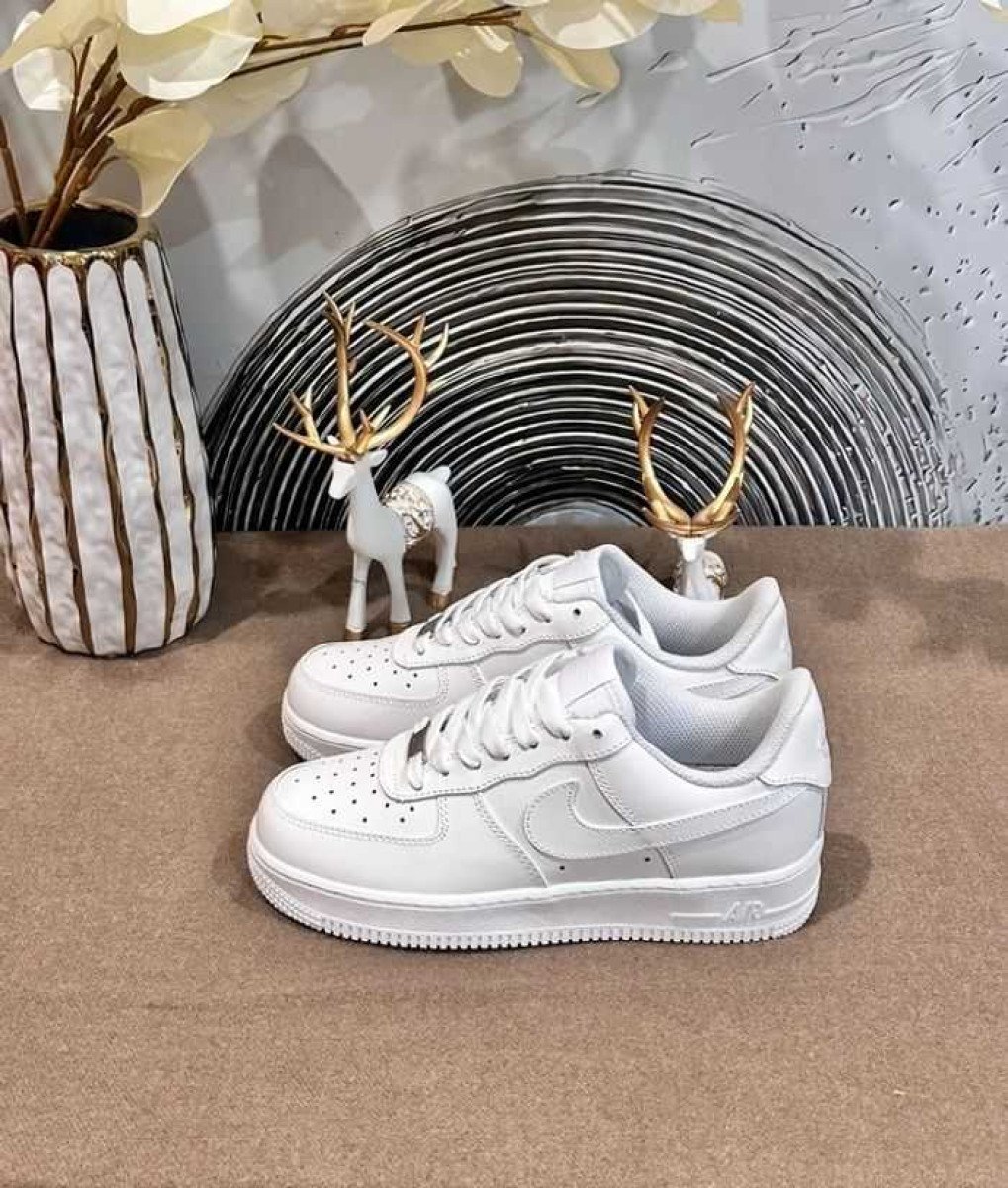 Nike Air Force 1 tail 37.5