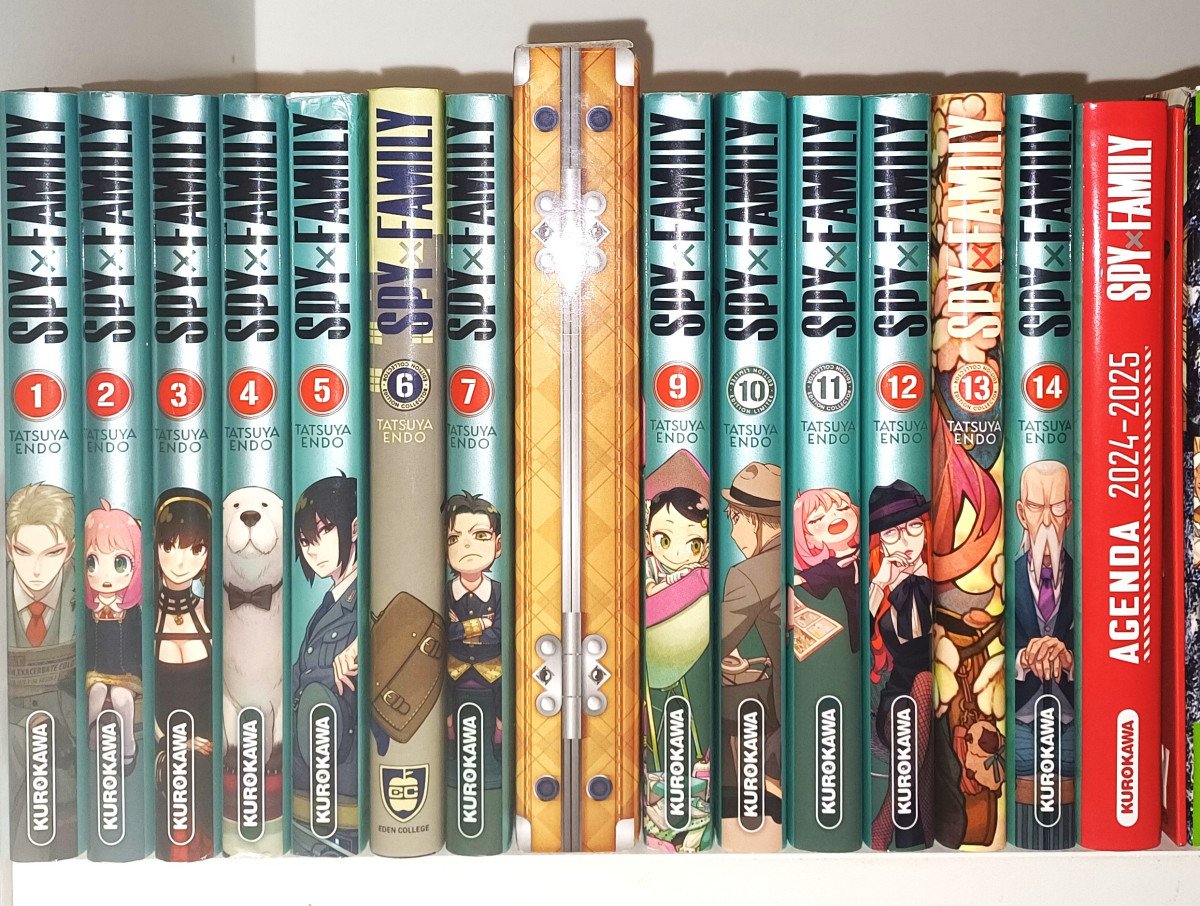 🔍 Spy X Family : 1à14 + Agenda (sur 15)