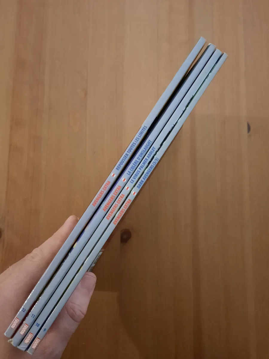 Lot 4 Comics - Avengers Extra - TBE