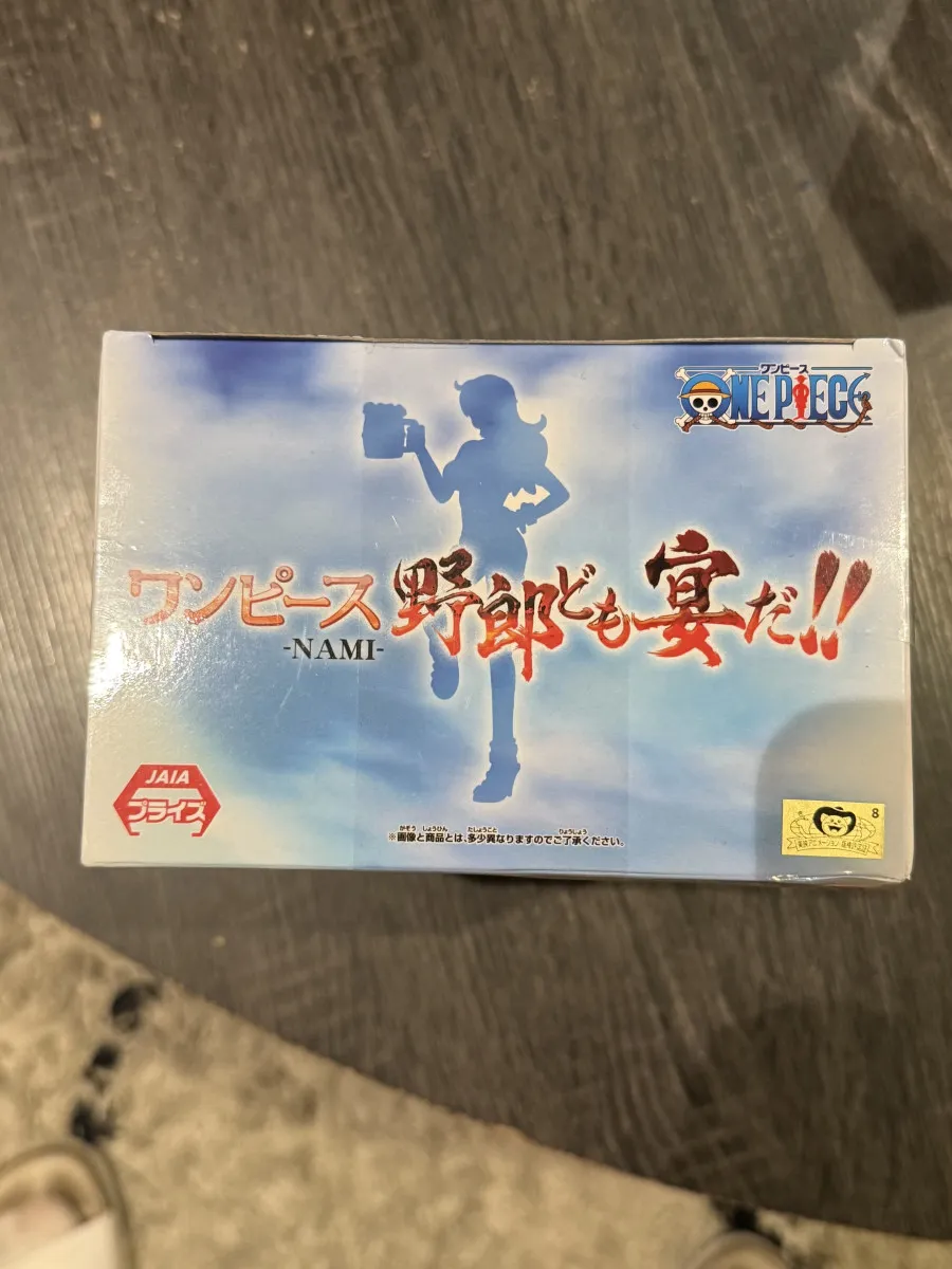 Nami figurine one piece