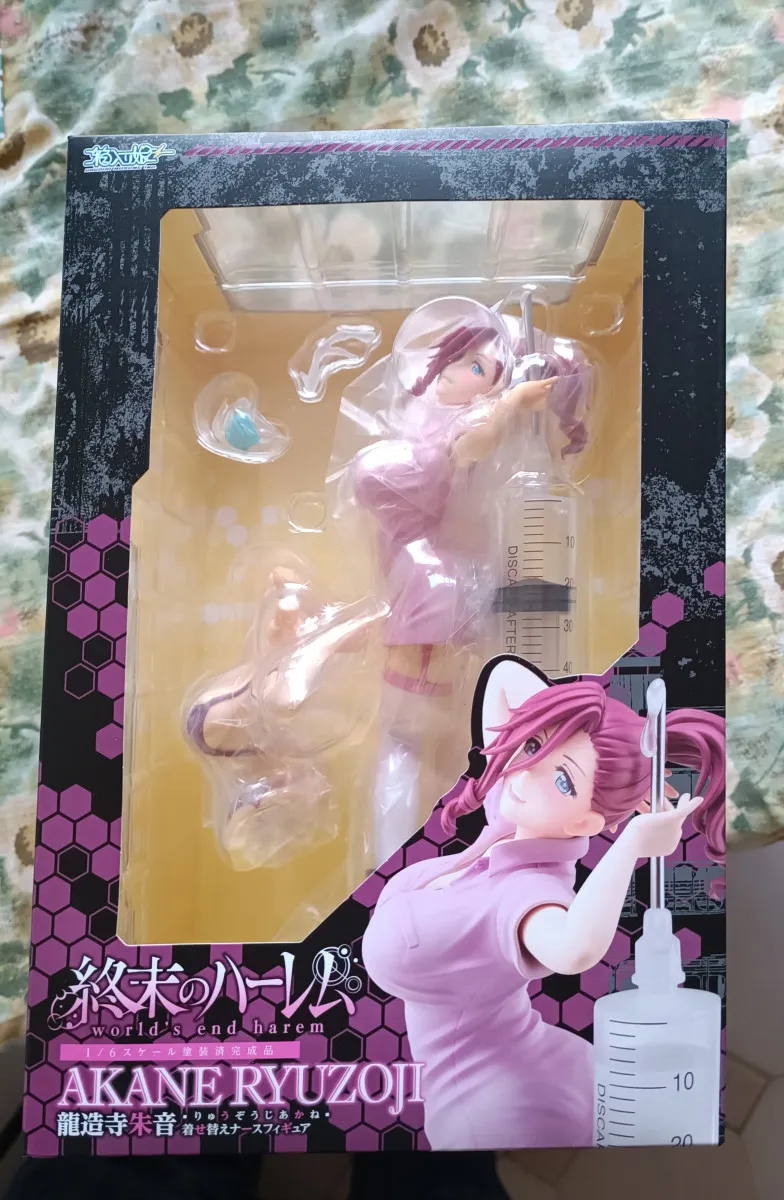 World's end Harem akane ryuzoji (neuf sous scellés)