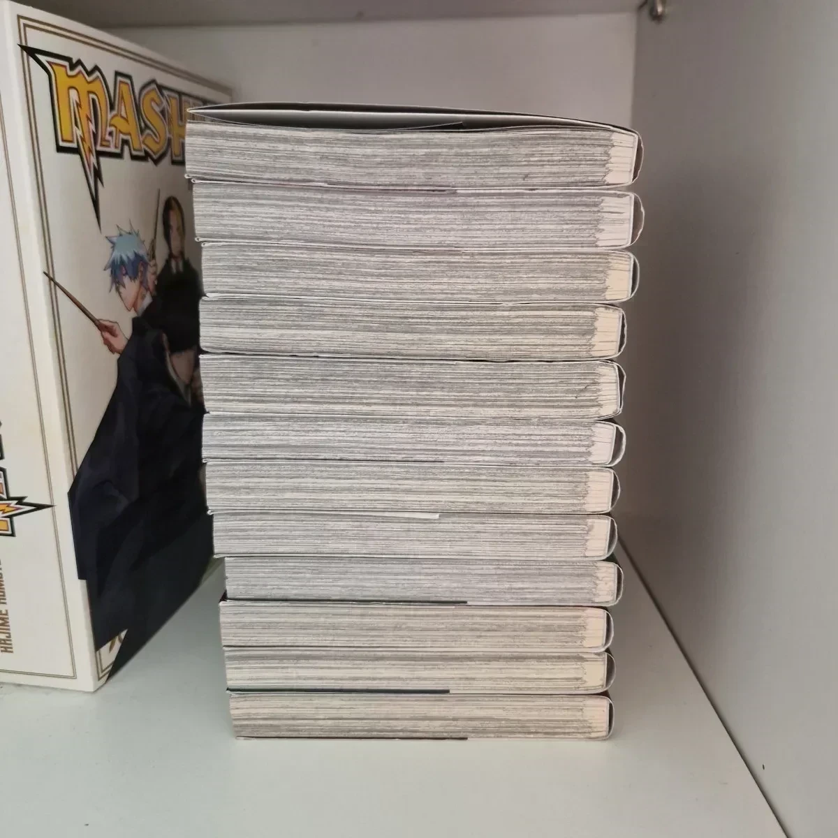 Mashle tome 1 à 12 + Collector neuf