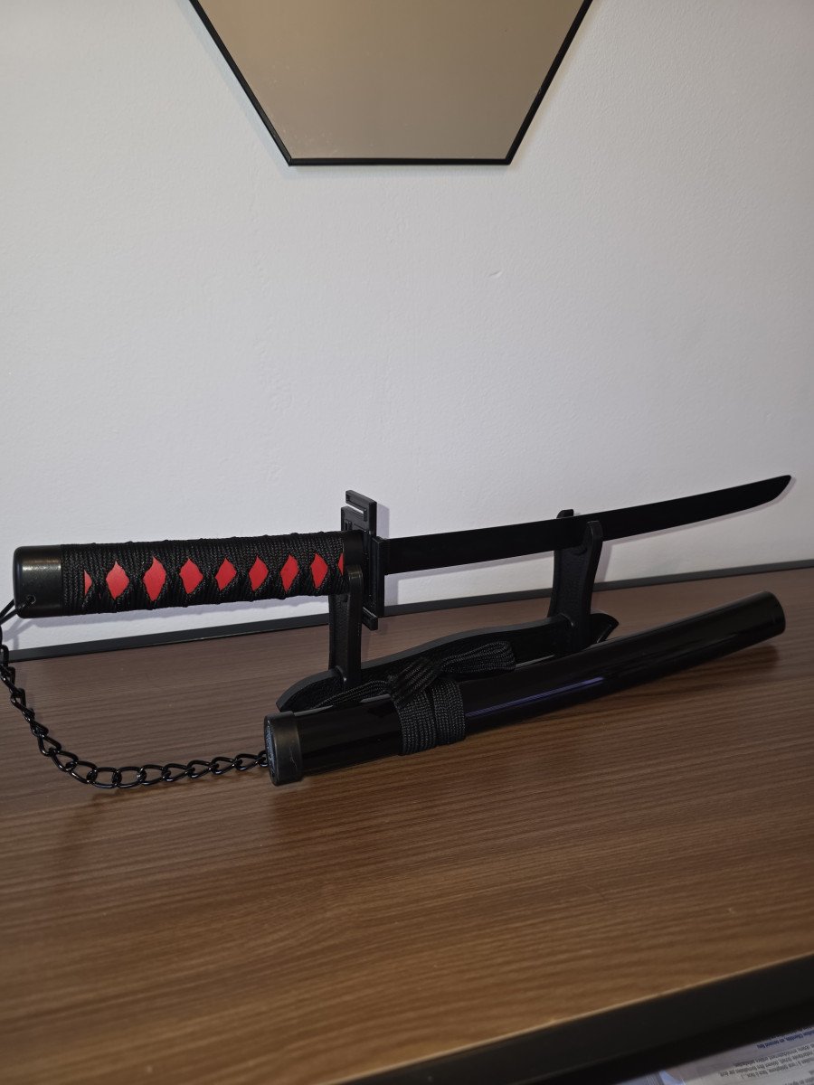 Réplique décorative non tranchante – Mini katana inspiré Ichigo Kurosaki (Bleach)