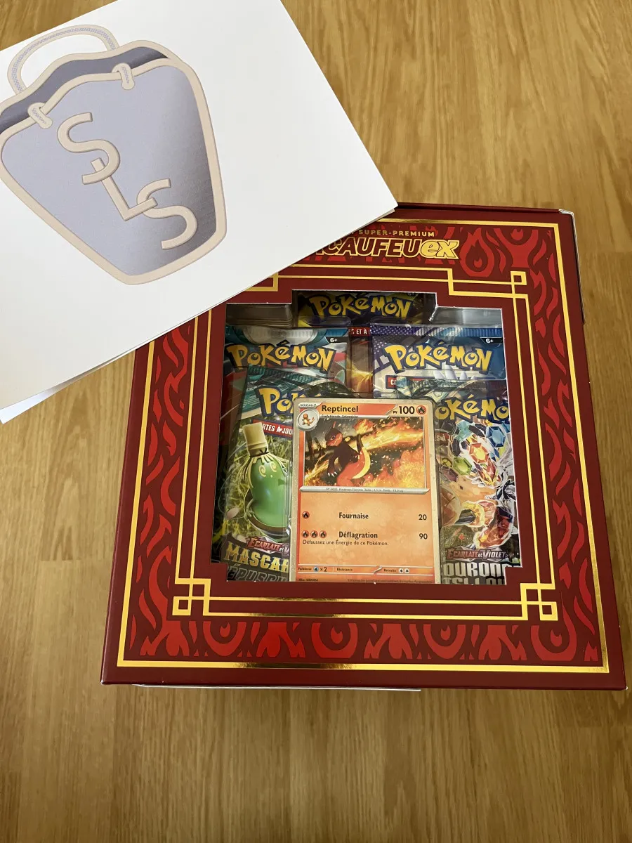 Coffret Pokémon, 10 boosters - Collection Super-Premium Dracaufeu-ex en français