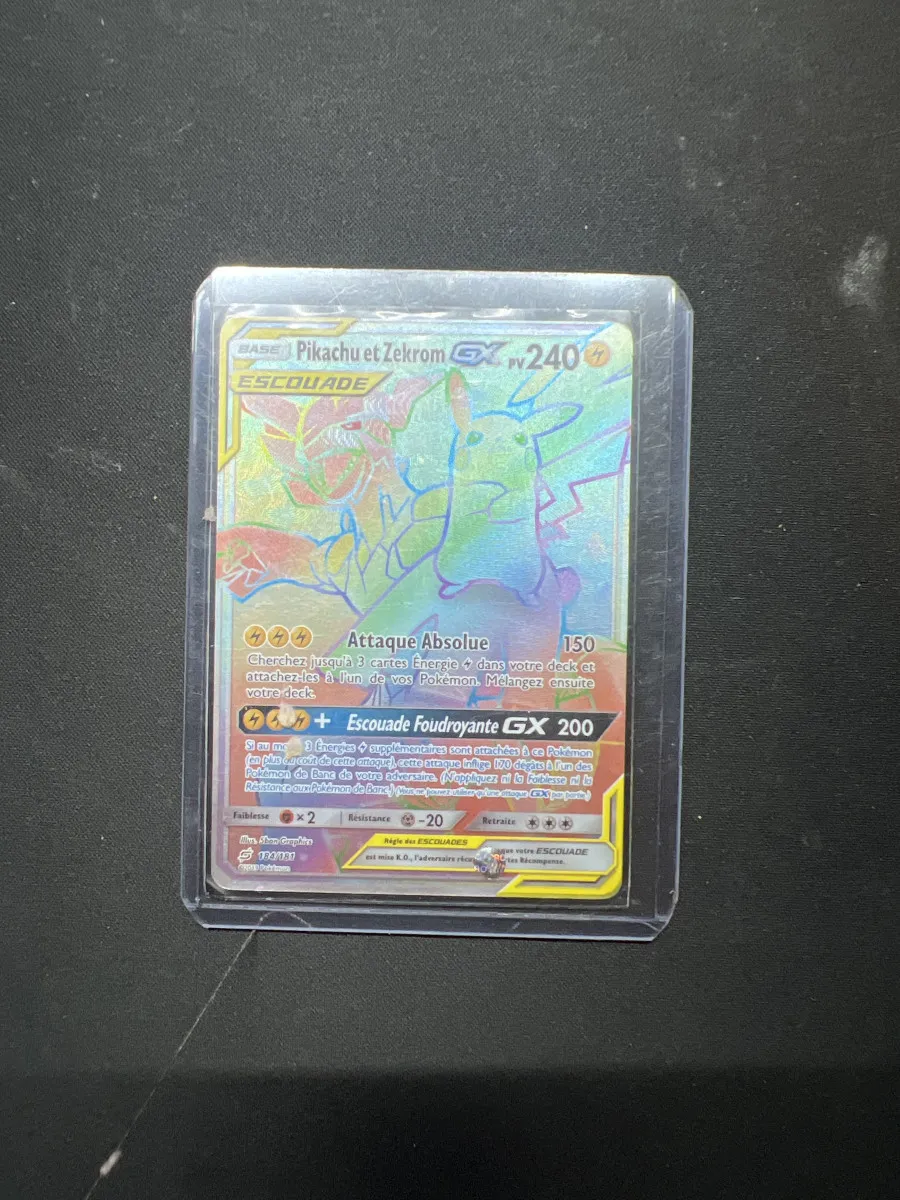 Carte Pokémon : Pikachu Et Zekrom GX