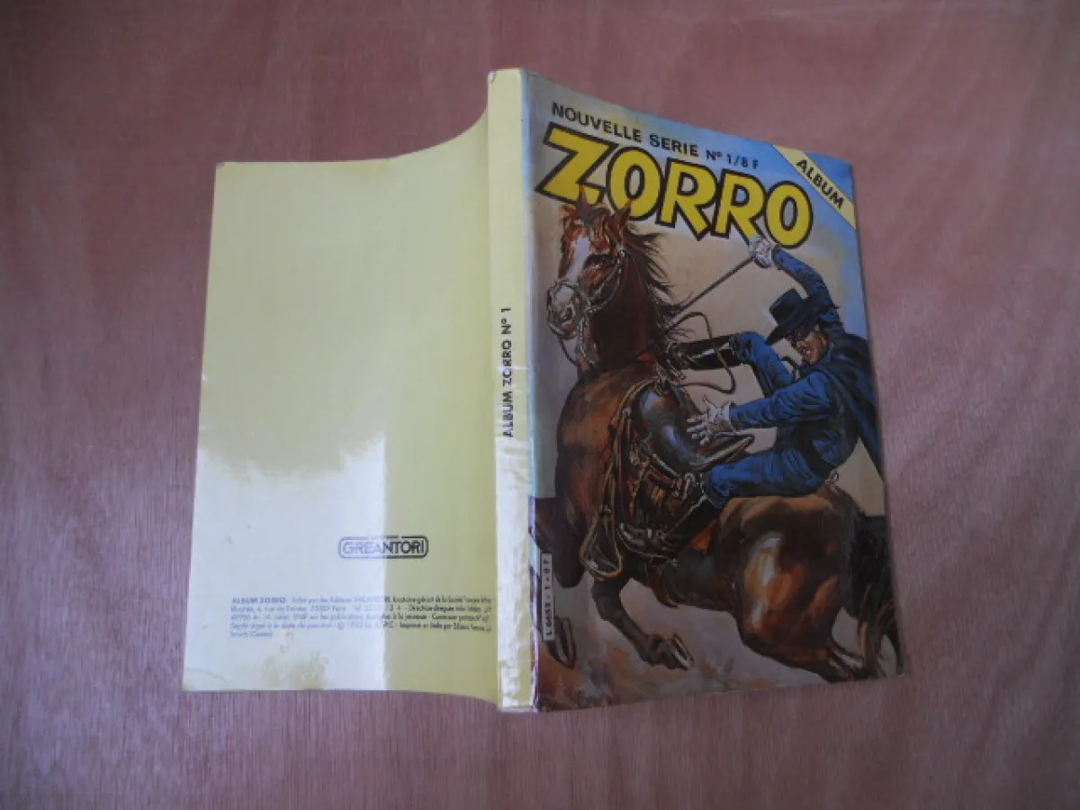 Zorro Album N°1 Zorro Album relier N°1 avec les numero 1 le temoin et le N°2 le sorcier yaki 1986