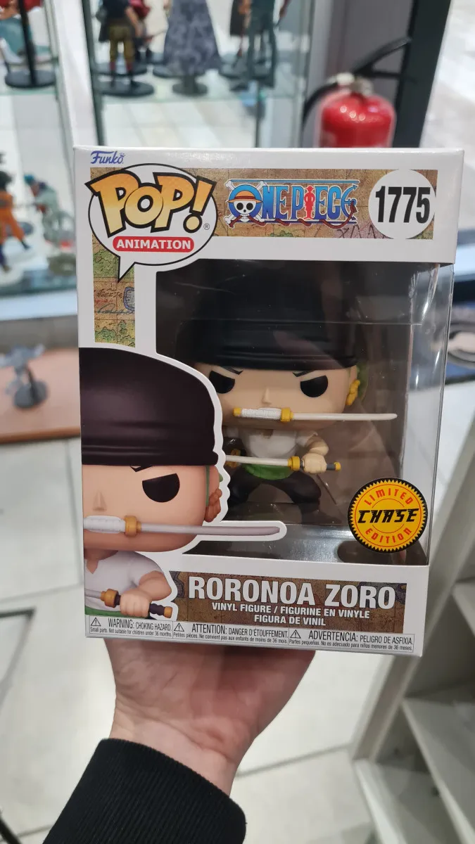 Figurine pop zoro one pièce chase