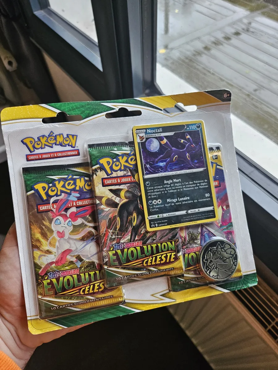 Tripack pokémon Évolution Céleste