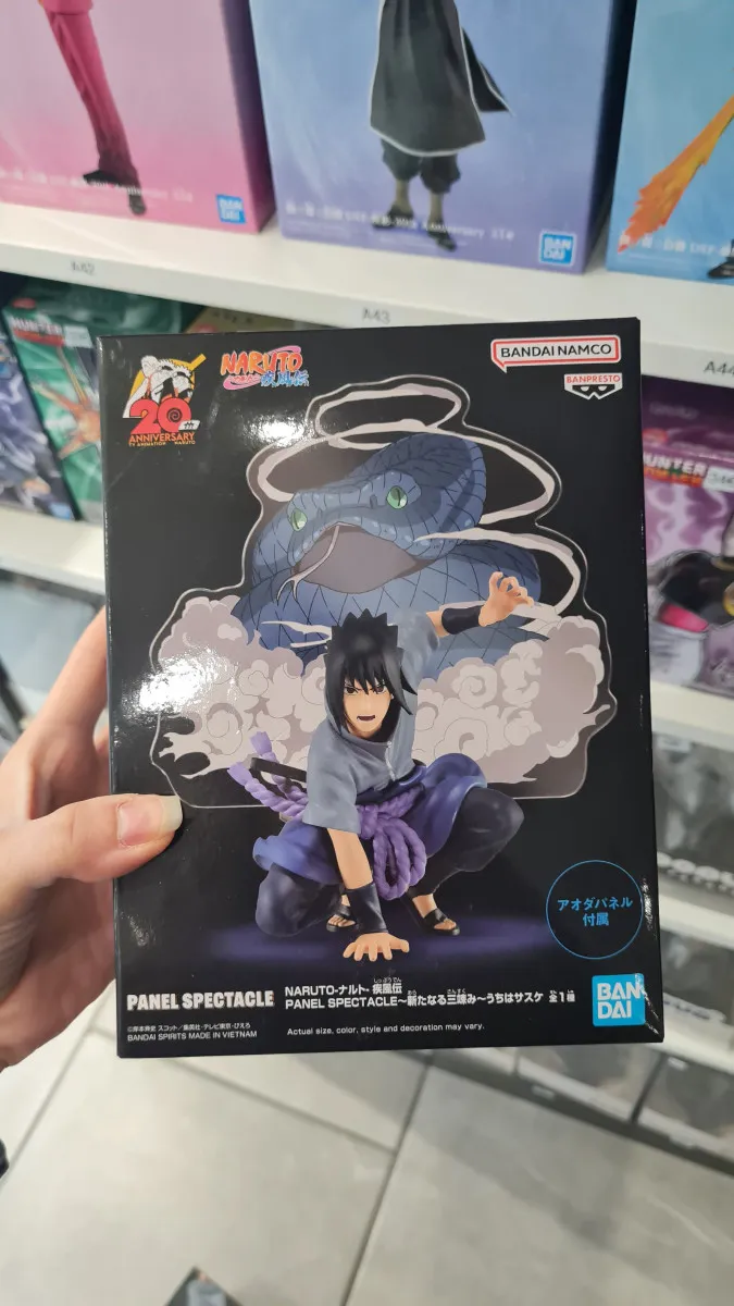 Figurine sasuke naruto panel spectacle