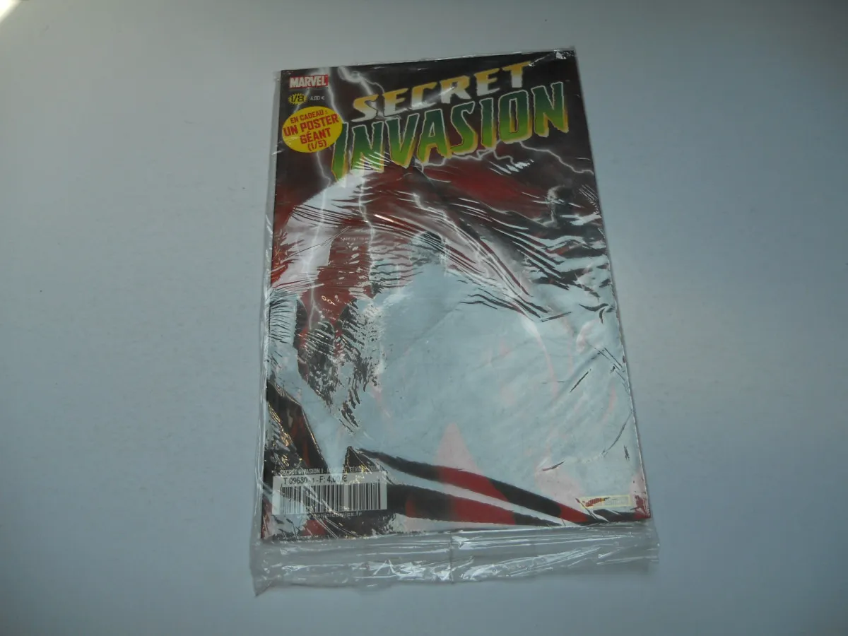 Secret Invasion N°1 MARVEL PANINI TBE