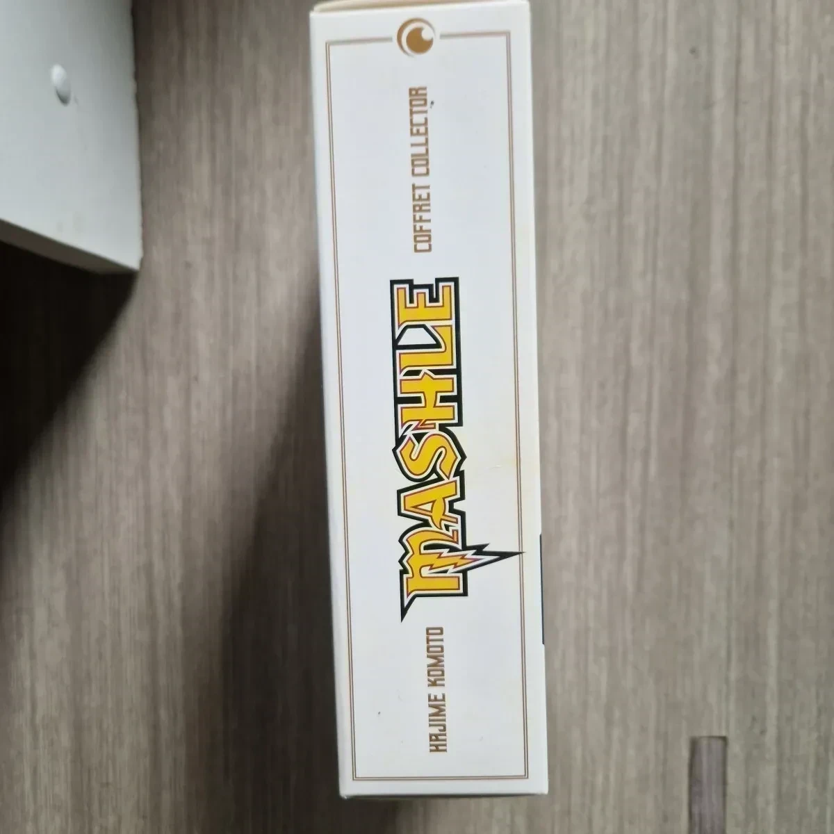 Mashle tome 1 à 12 + Collector neuf