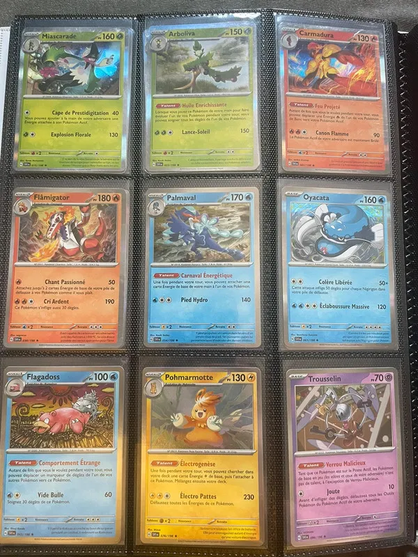 carte pokémon holographique écarlate et violet