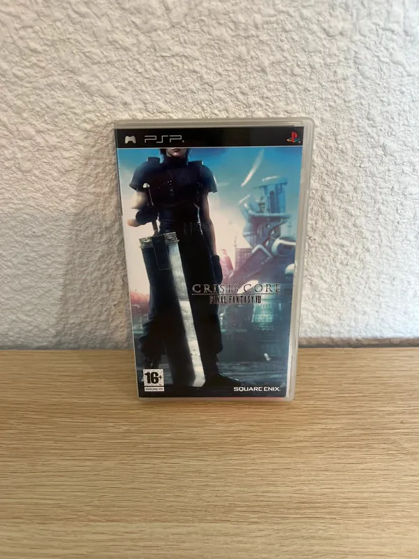 Crisis core Final fantasy VII psp