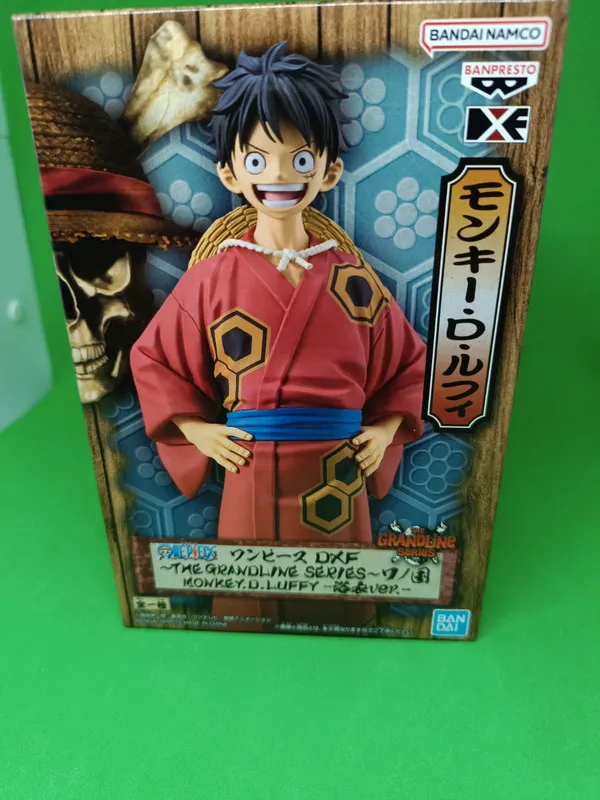 Figurine one piece luffy