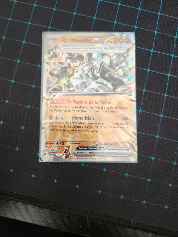 Ogerpon masque de la pierre