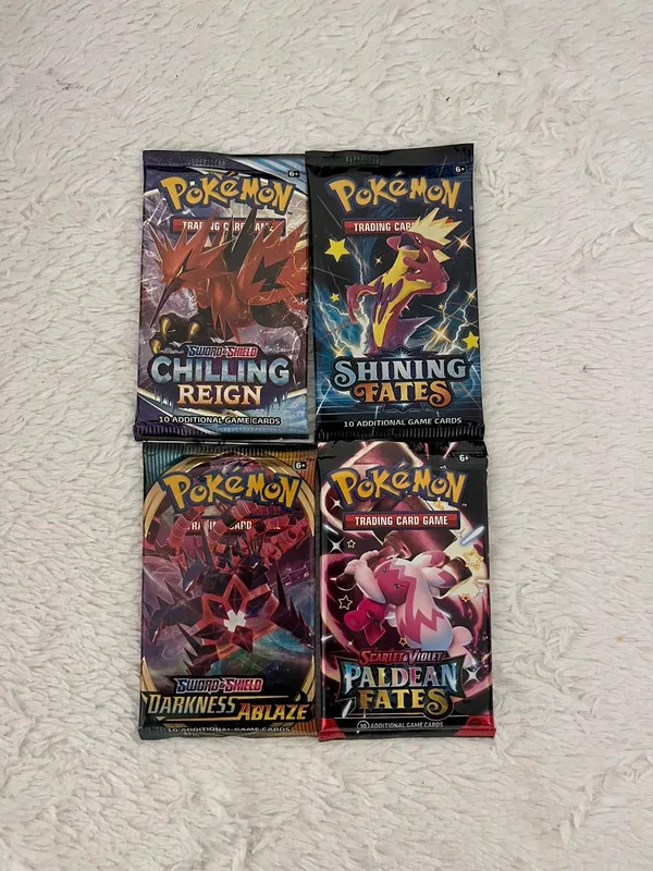 x 4 boosters Pokémon 