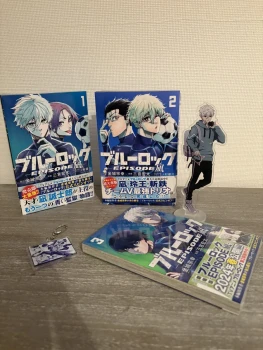 Lot manga Blue Lock Episode Nagi version Japonaise et goodies