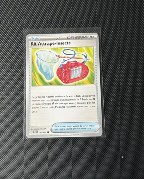 Carte Pokémon - Kit Attrape-Insecte 102/131 - Évolution Prismatique