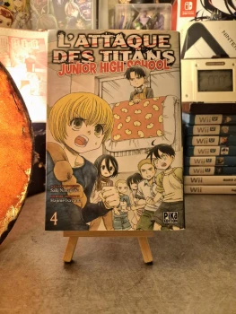 Manga L'Attaque des Titans Junior High School Tome 4 (Hajime Isayama) 2016 Pika RARE