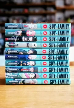 Lot de 10 tomes de Spy x Family - tomes de 1 à 10