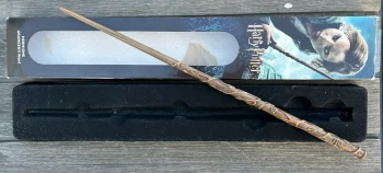 ✨ Baguette Hermione Granger – Harry Potter – Noble Collection ✨