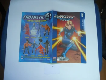 Ultimate Fantastic Four N° 5 ( Juin 2005 ) : " Fatalis (2) " ( Collector Edition ) Marvel Panini TBE C3