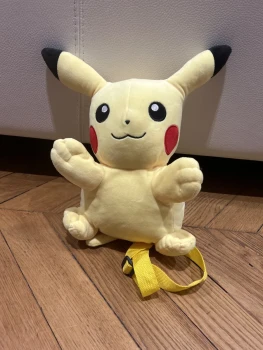 Sac à dos peluche Pikachu