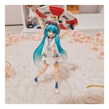 Figurine Hatsune Miku Summer