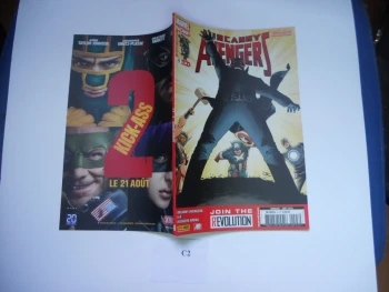 Uncanny Avengers N° 3 : " A+X " ( Uncanny Avengers - A+X - Avengers Arena ) TBE C2