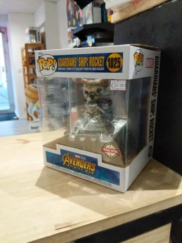 Funko pop Avengers Infinity War - Guardian's ship : Rocket 1025