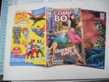 comic box N° 25 juillet   2000 + 1 poster spawn et dakchylde TBE