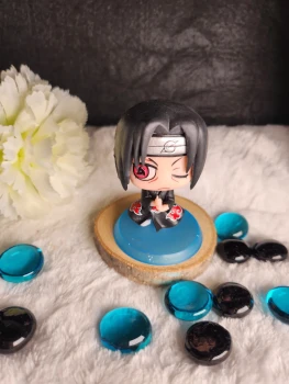 Petite figurine Itachi "Naruto: