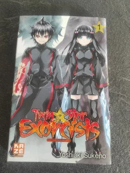 Twin Star Exorcists Tome 1