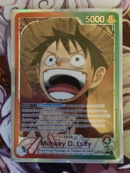 Lot de cartes one piece au hasard, en français. 1 SEC (OP05-001 ALT)+4 SR