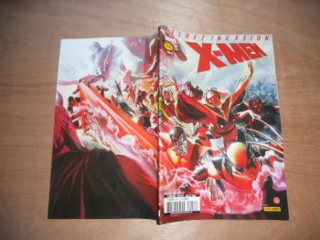 X Men N° 150 L'autre //Couverture Version 1/3 Marvel Panini Tbe