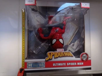 Figurine collection ultimate spiderman