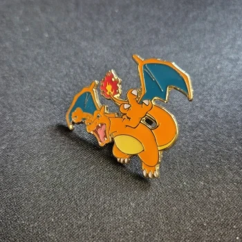 Pins Pokemon : Dracaufeu