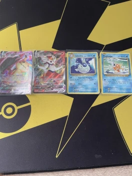 Lot de 4 cartes Pokémon rares