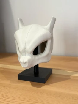 Crane Mewtwo / Mewtwo Skull