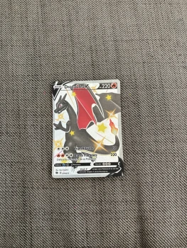Carte Pokémon, Dracaufeu, V. Shiny.