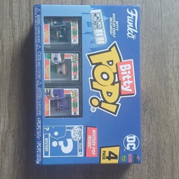 Funko Bitty Pop! DC Batman Pack 4 mini figurines vinyle Mystery avec présentoir
