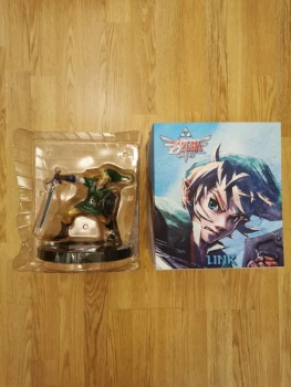 Figurine Link The Legend of Zelda Skyward Sword de 25 centimètres