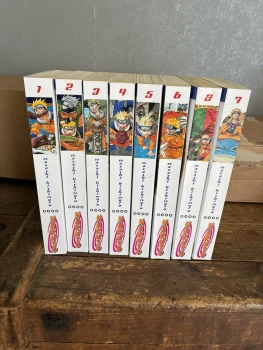 Naruto édition collector kana tomes 1 a 8 COMPLET, parfait etat