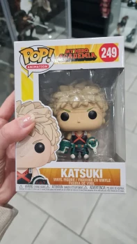 Figurine pop bakugo my hero academia