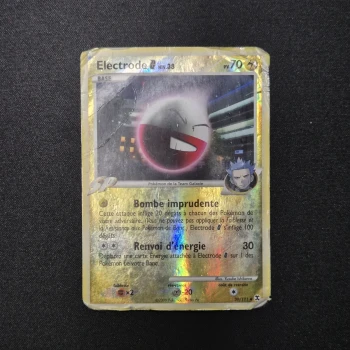 Carte Pokemon : Electrode - Rivaux Emergents