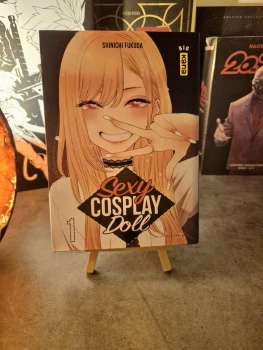 Manga Sexy Cosplay Doll Tome 1 (Shinichi Fukuda) 2019 Kana TBE