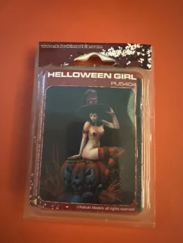 Blister figurine résine a monter helloween girl kabuki modèle neuf