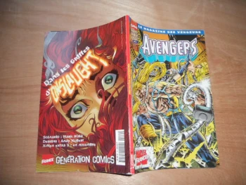 Avengers N°10 Avec Poster Attacher Novembre 1997 Marvel France/ V1/ Tbe