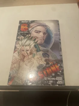 Manga dr stone tome 6