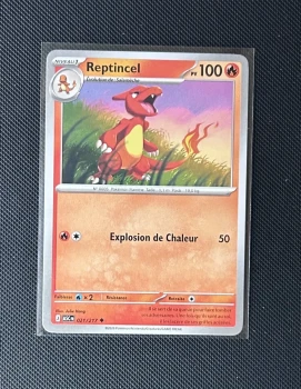 Carte Pokémon - Reptincel 21/217 - Héros Transcendants
